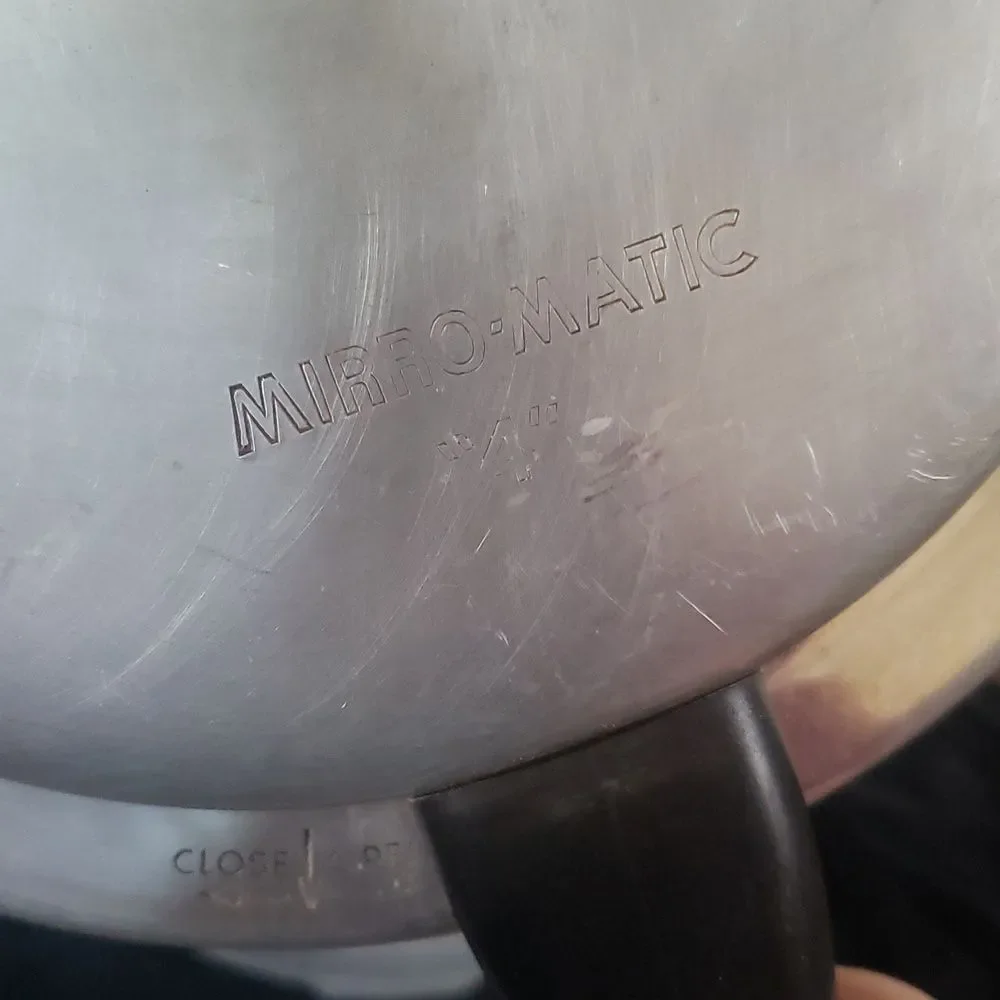 Vintage Mirro-Matic 4 Qt Aluminum Pressure Cooker with Locking Lid (No Rack)